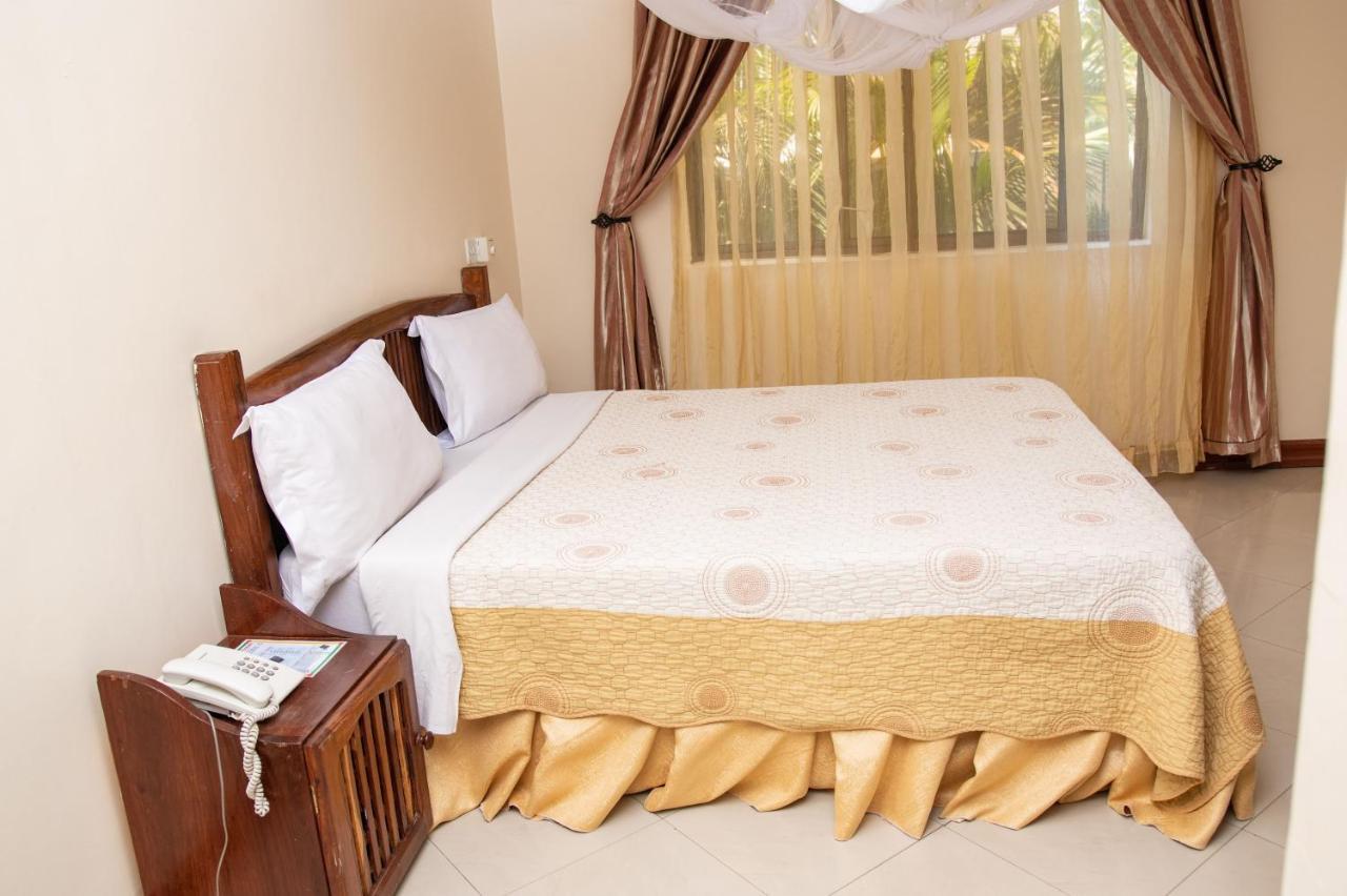 Briston Hotel Arusha Exterior photo